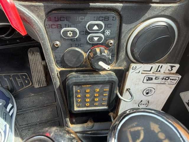 Multicarregadora telescópica JCB 540-140 Matriculada T2