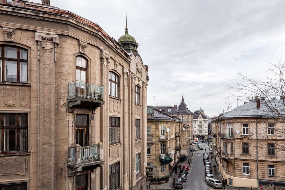 вул. Мартовича 3/Оренда Подобово дворівневі апартаменти/для 6 осіб