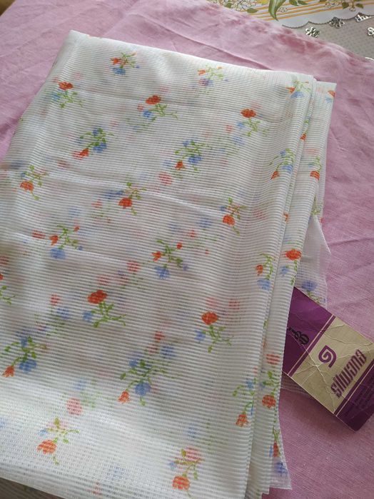 Ładny materiał na zasłonki Poliester 100%