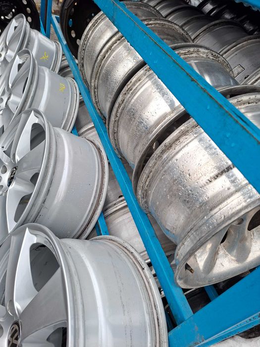 Диски Dezent 5/120 R17 8J ET30 Фольцваген Т5 БМВ .