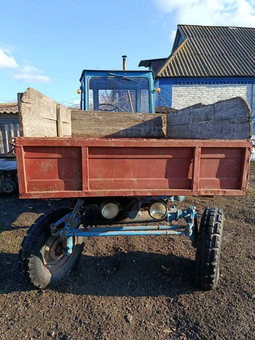 Продам трактор т16
