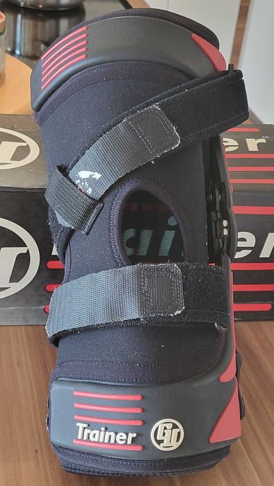 TRAINER GII G2 orteza jednoszynowa kolana lewego ROZM.  L