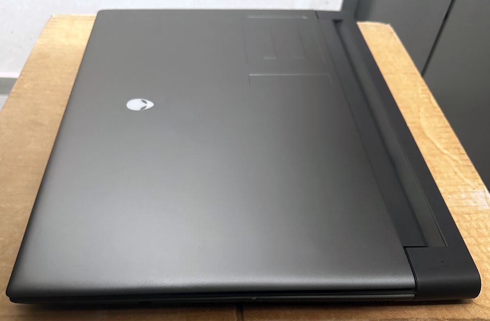 Alienware M18 R1 (i9-13980HX/32 GB DDR5/1 TB/RTX 4090/480Hz): 107 999 ...