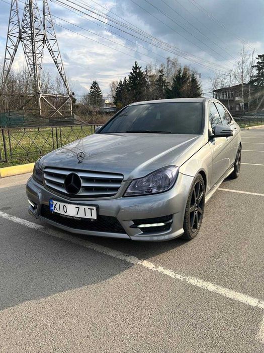 Mercedes-Benz C-Class 2013