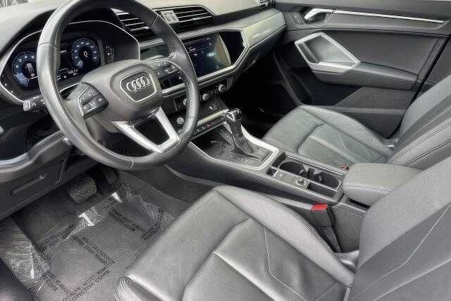 2020 Audi Q3 quattro S line Prem Plus 45 TFSI