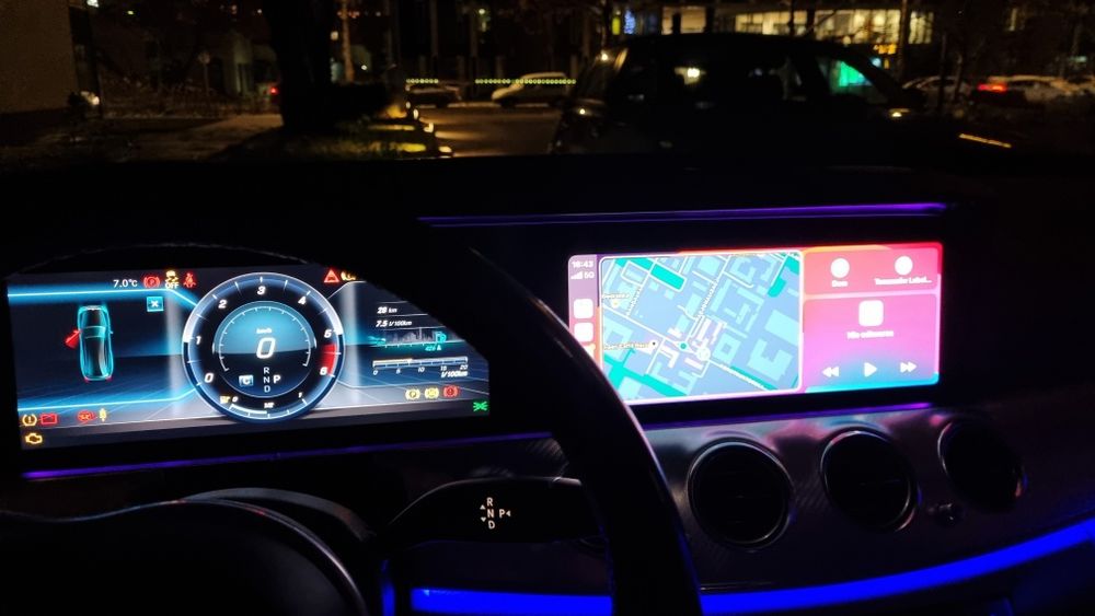 Aktywacja CarPlay Android Auto AMG MENU Mercedes Zdalnie