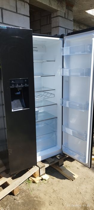 Lodówka Hisense RS694N4GBE