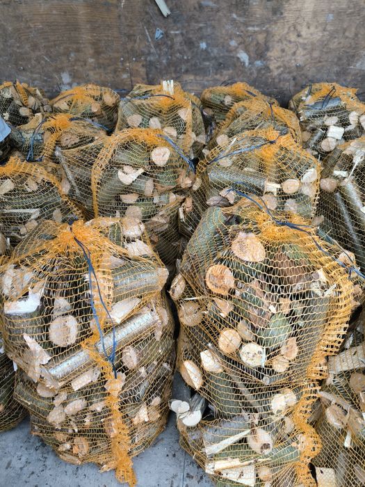 Drewno zrębka opał