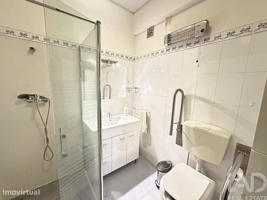 Apartamento T5 em Guarda de 161,00 m2