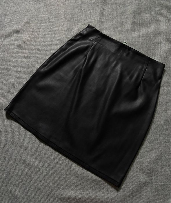 Спідниця з еко шкіри