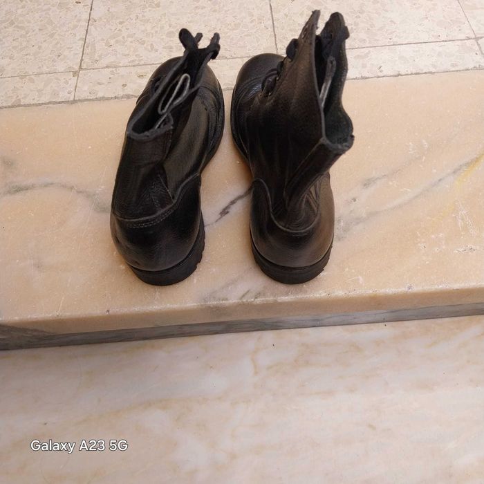 Botas de cabedal