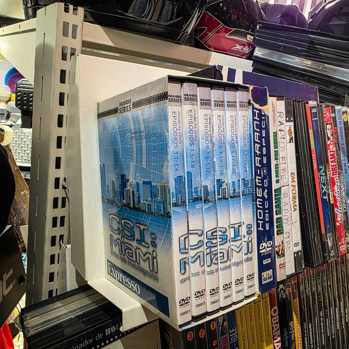 CSI: Miami – 1ª Temp. Completa (Ep. 1.1–1.24)  – 6 DVD's