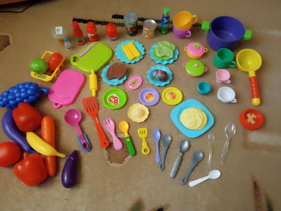 Посуд дитячий продукти іграшкові