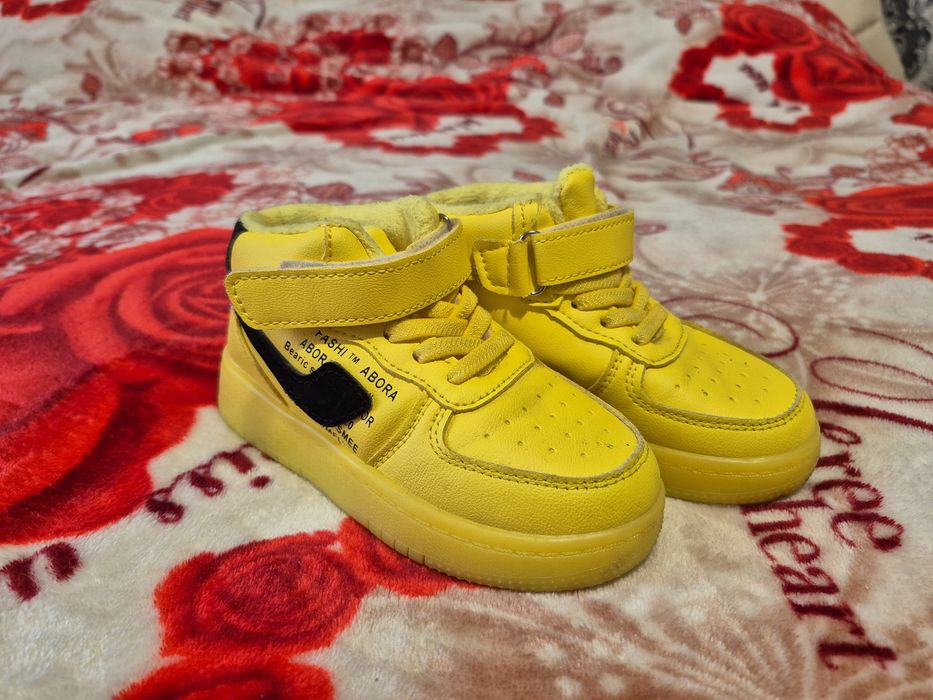 Дитячі теплі хайтопи