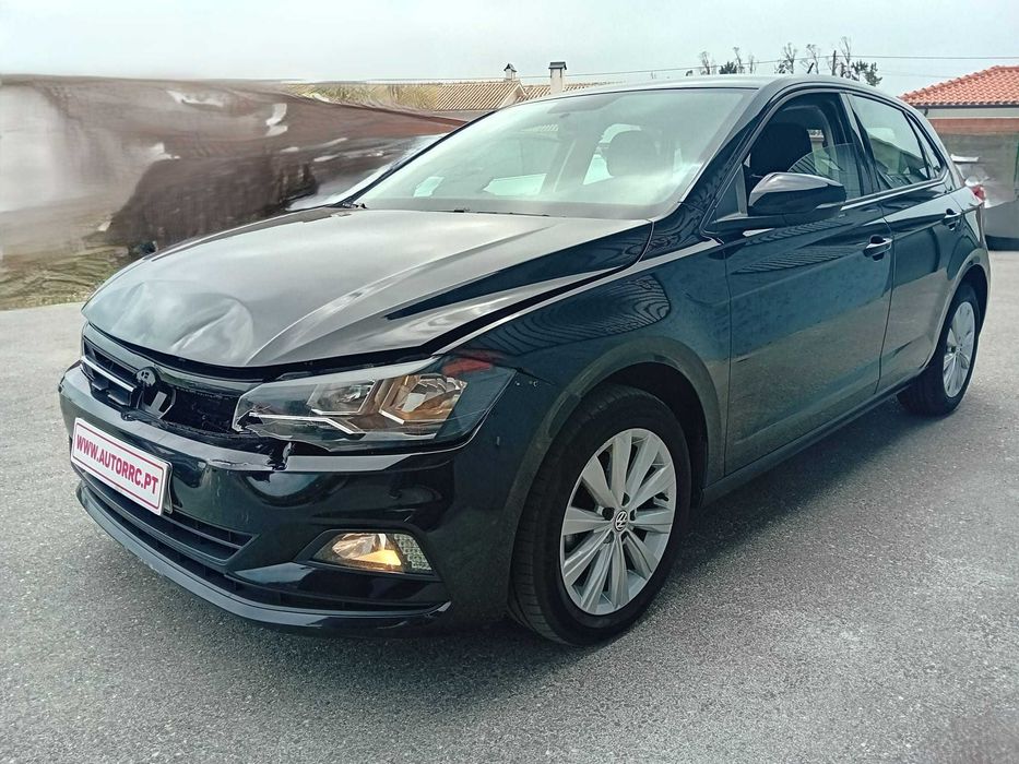 VW Polo 1.6 tdi ( pequeno sinistro )
