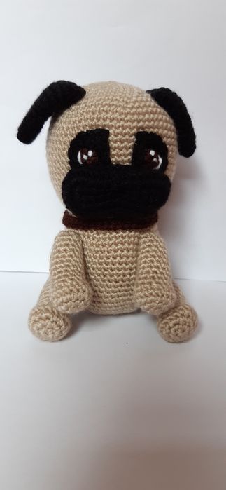 Amigurumi cão bonecos (pug)