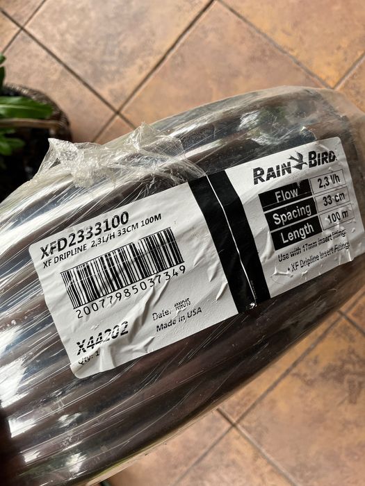 Linia kroplująca  Rain Bird 100m + szpilki. Nowy zestaw.