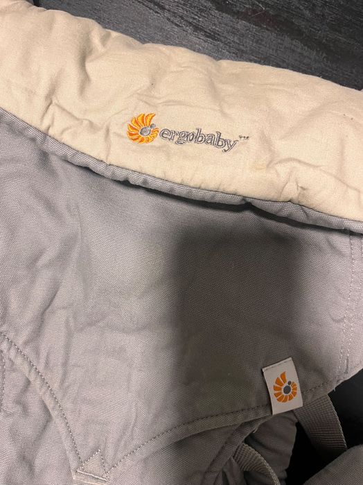 Canguru Ergobaby Four Position 360
