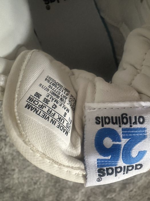 Sapatilhas adidas brancas