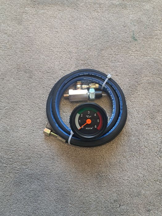 Wskaznik, zegar cisnienia oleju URSUS C-360 C-330 MF255 ZETOR