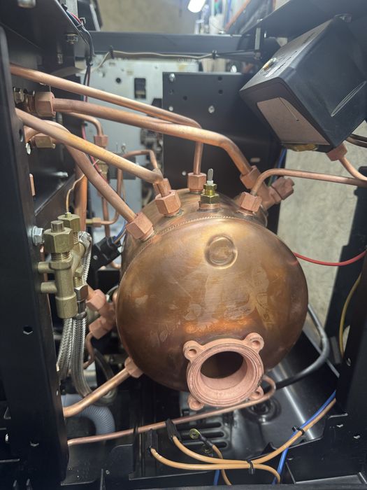 Профессиональная кофемашина Nuova Simonelli Appia 2