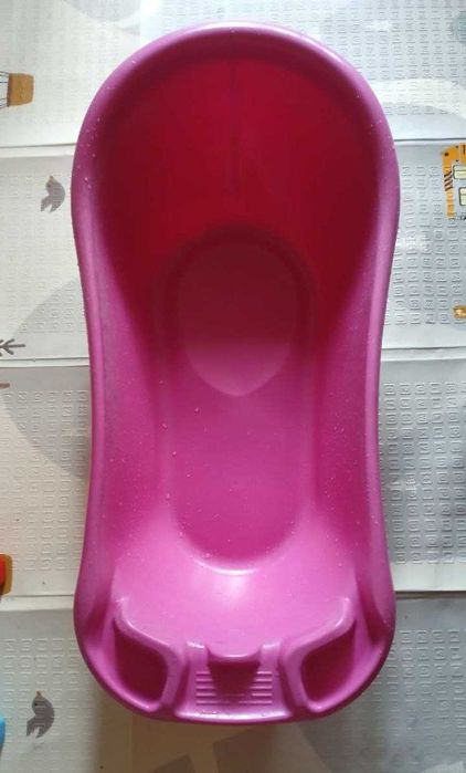 Продам детскую ванночку