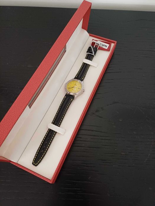 Relógio de Pulso (Titan 968SL-04, Novo e Original)