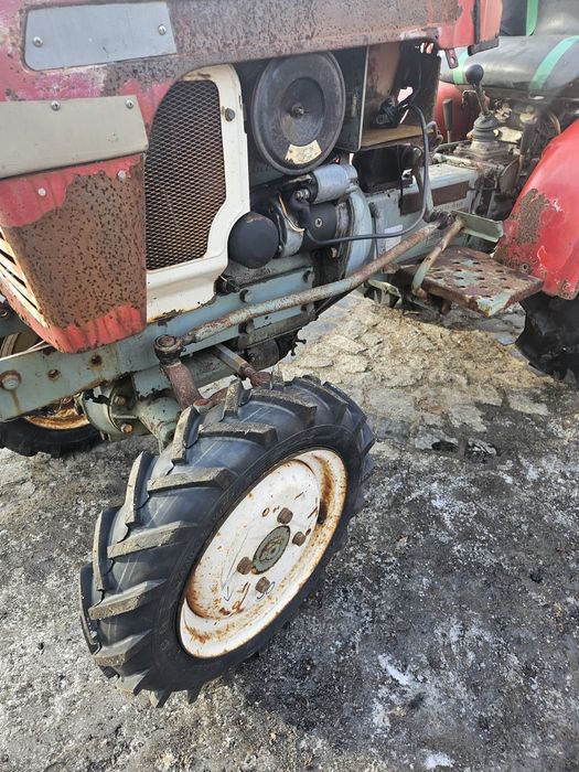 Yanmar YM1100D 4x4 mini traktorek ogrodniczy japoński kubota b6000