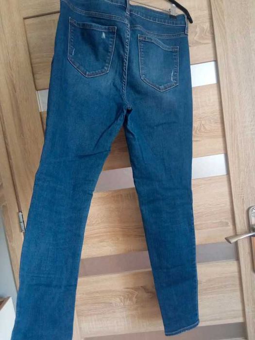 Spodnie damskie jeans z przetarciami old navy