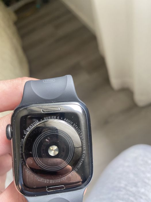Apple watch serie 4 44mm (ler descricao)
