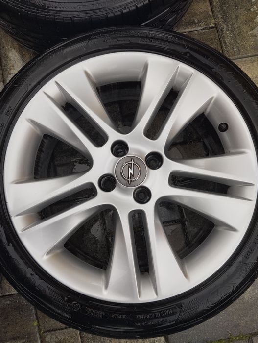 Alu felgi 4x100 Opel Corsa D E Adam Meriva astra 215/45/17