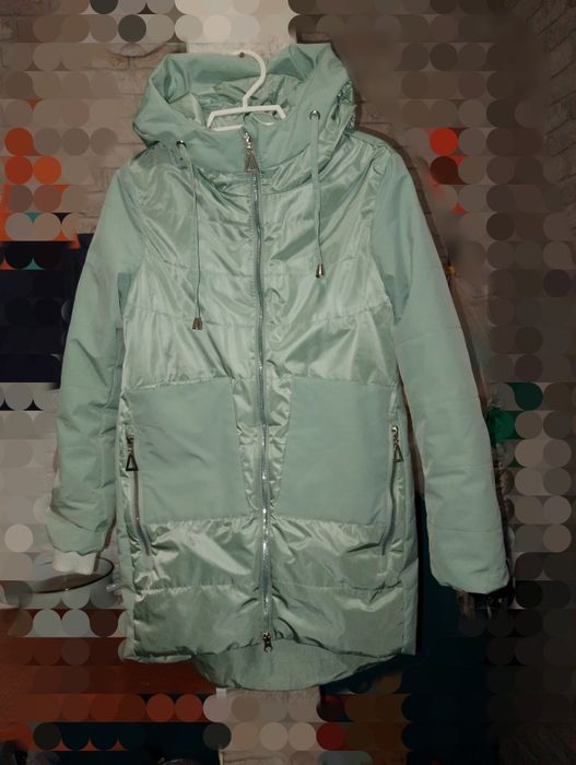 Продам куртку женскую бу(120грн)