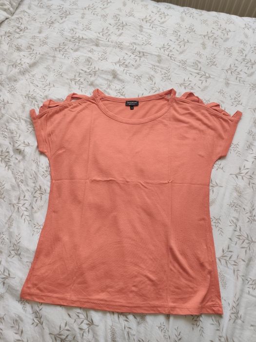 T-shirt Reserved