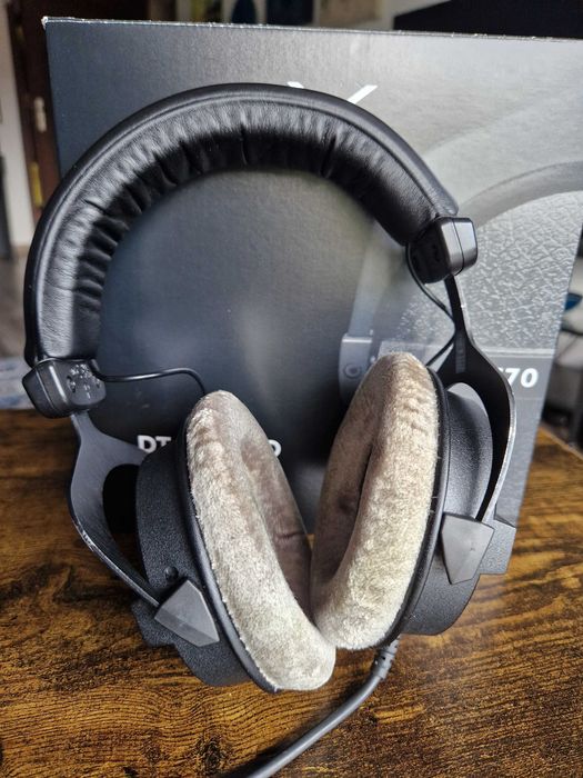 Beyerdynamic DT 770 PRO 80 Ohm -Sluchawki Nauszne Studyjne / Gamingowe