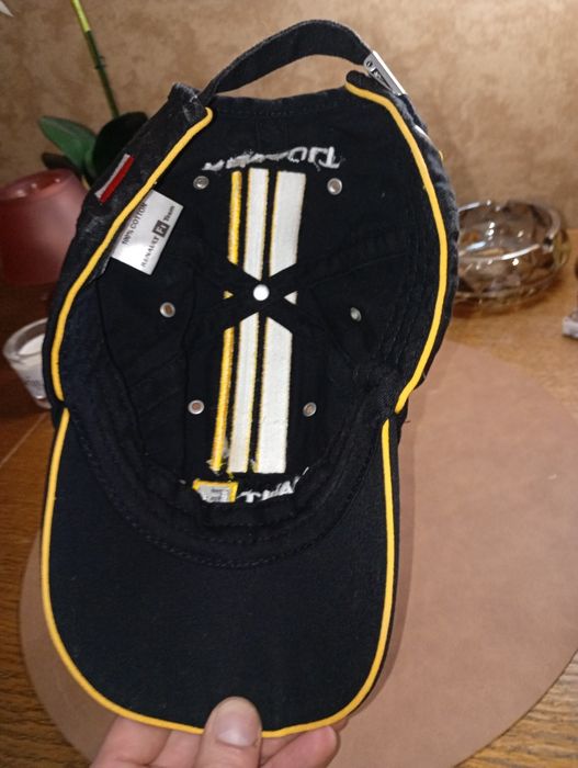 Czapka jak  Roberta Kubicy Renault F1 Oryginał