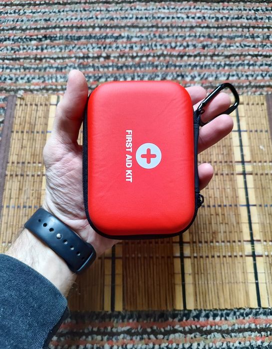 Аптечка органайзер для ліків First  Aid Kit  Мини компакт