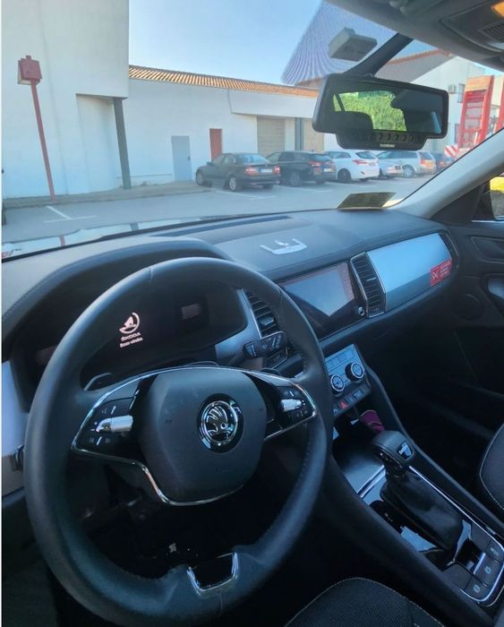 Venda Licença de táxi c/ veículo 7 lugares
