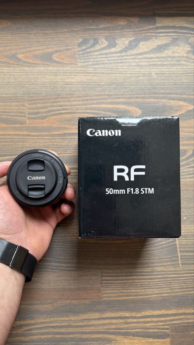 Обʼєктив rf 50 1.8 stm
