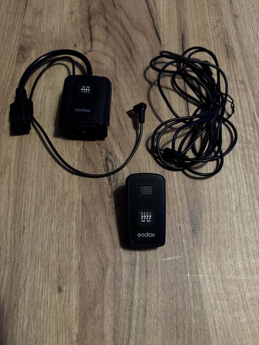 Zestaw lamp studyjnych GODOX SK300