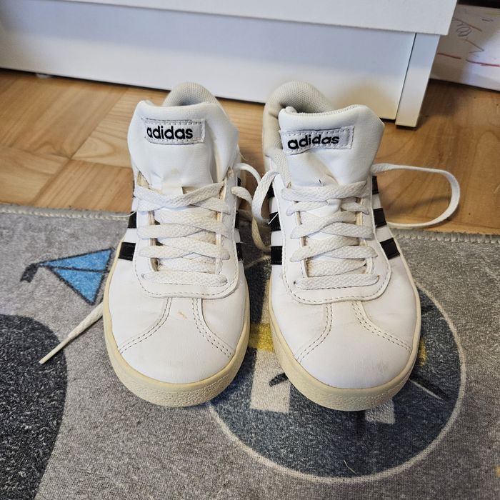 Buty dziecięce sneakersy adidas 31 białe