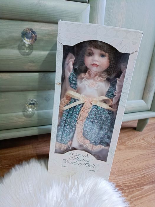 Nowa Piękna lalka porcelanowa kolekcjonerska certyfikat Leonardo Colle