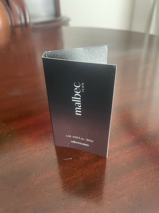 Máscara de Pestanas e Sobrancelhas Transparente Alinha Tudo