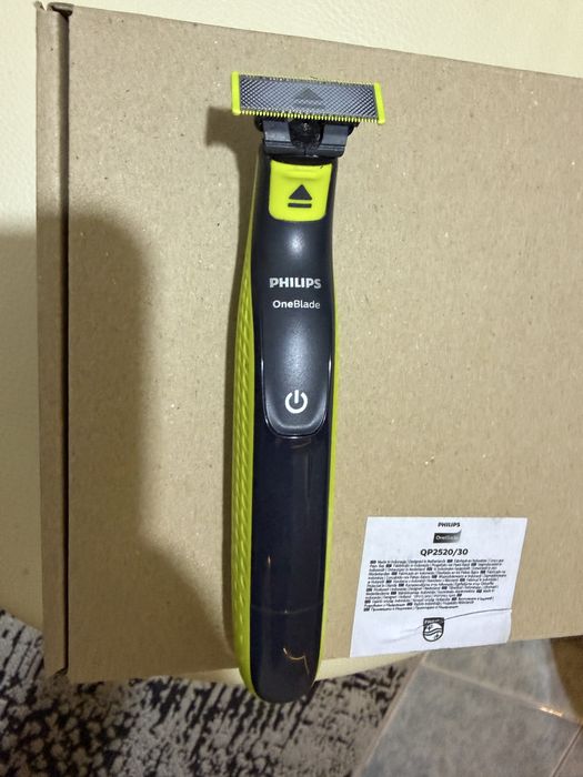 Продам електро станок Philips OneBlade QP2520/30