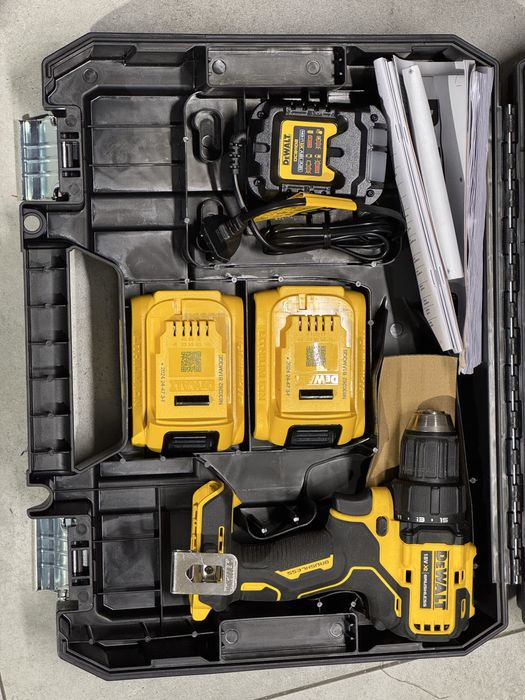 Wkrętakra  DeWalt DCD708  aku 2x2Ah
