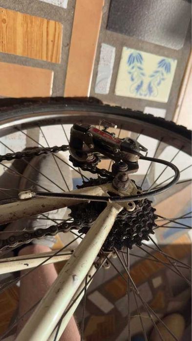 Bicicleta BTT EMT TS 26" com Suspensão Dianteira