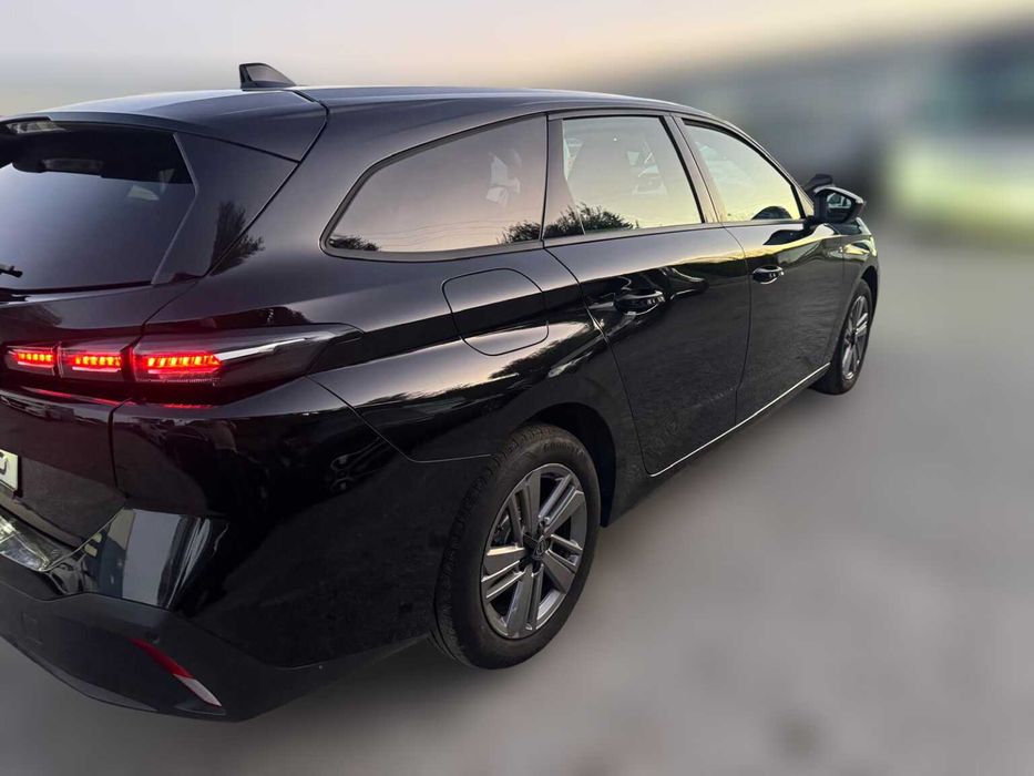 Peugeot 308 III 1.2 SW PureTech 131cv