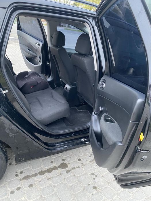 Peugeot 308 в хорошому стані