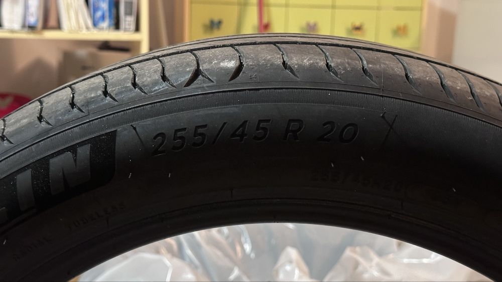Nowe opony Michelin Primacy 4 255/45 r20 105V cena za sztukę