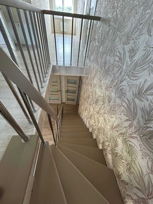 Довгострокова оренда будинку, масив Електроніка