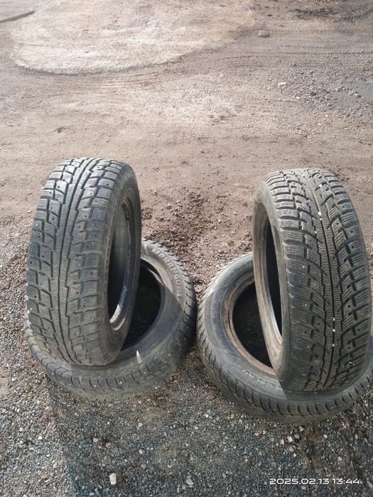 Скати 215/65 R16.Шини-Mercedes 639,Ризина-215/65 R16